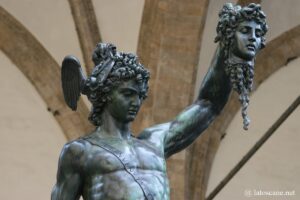 Perseo con Medusa, Piazza della Signoria, Firenze