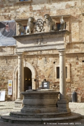 Montepulciano, Piazza Grande