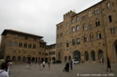 Piazza dei Priori, Volterra