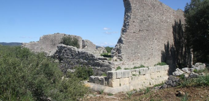 Temple de Cosa Antica