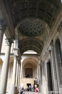 Cloitre, Basilique de Santa Croce à Florence